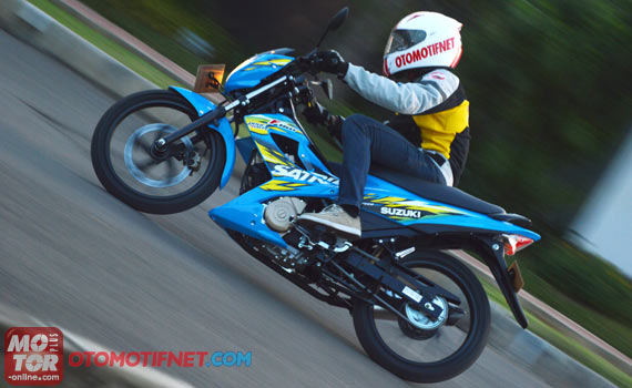 Sumber : http://motor.otomotifnet.com/read/2013/07/10/342447/38/13/Test-Ride-Suzuki-New-Satria-F150-Sebelas-Dua-Belas